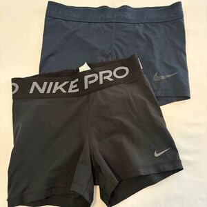 Women’s Nike Pro Athletic Shorts - Small - 3 inch inseam - Navy & Black